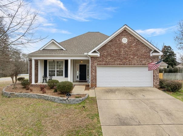 77 Joshbury Circle, Laurel, MS 39443