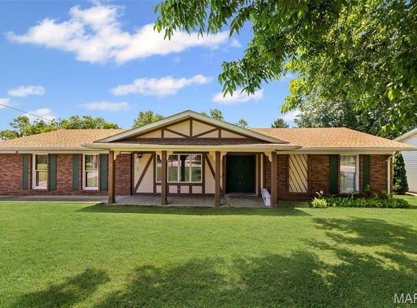 3 Noel Lane, Highland, IL 62249