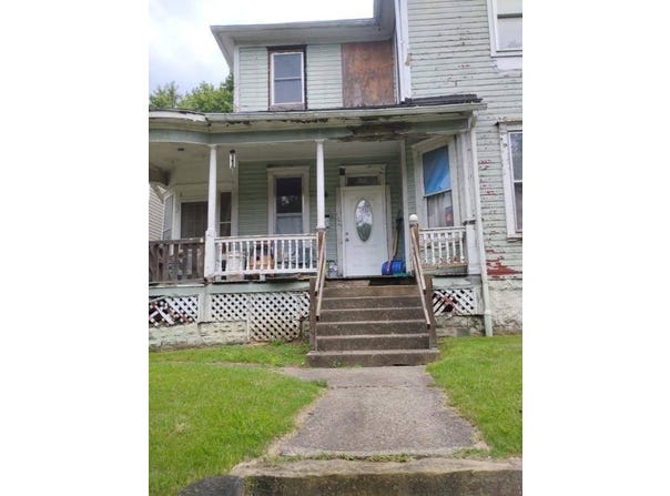 206 Yates Ave, Grafton, WV 26354