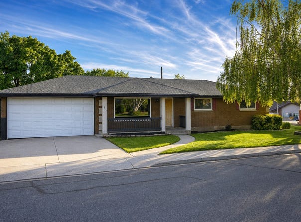 813 WHIPPLE Dr, Lehi, UT 84043