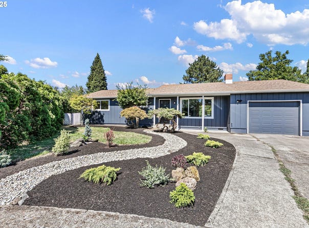 1267 KENRAY LOOP, Springfield, OR 97477