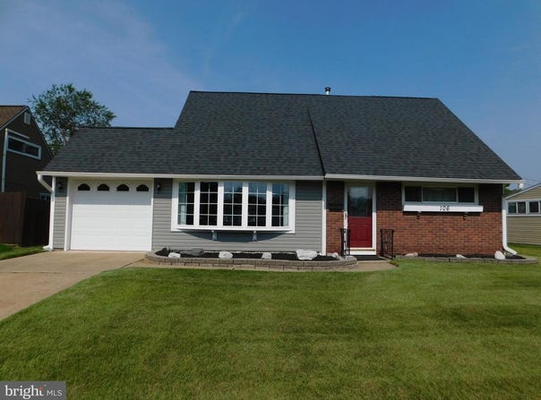 106 JUNEWOOD DR, LEVITTOWN, PA 19055
