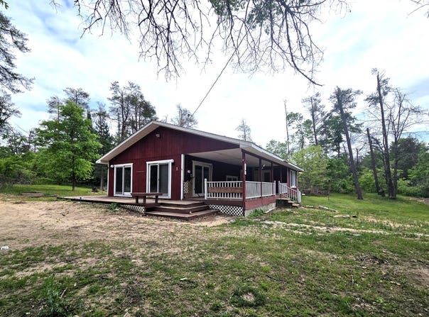3547 Kay Road, Lewiston, MI 49756
