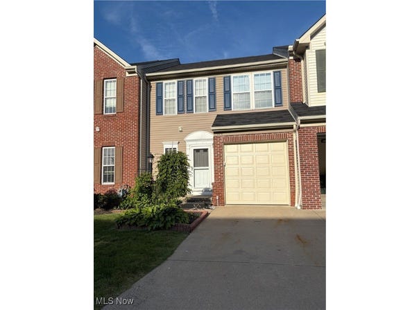 104 Marble Court, Berea, OH 44017