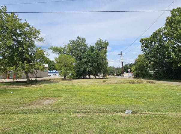 410 Main St., Kountze, TX 77625