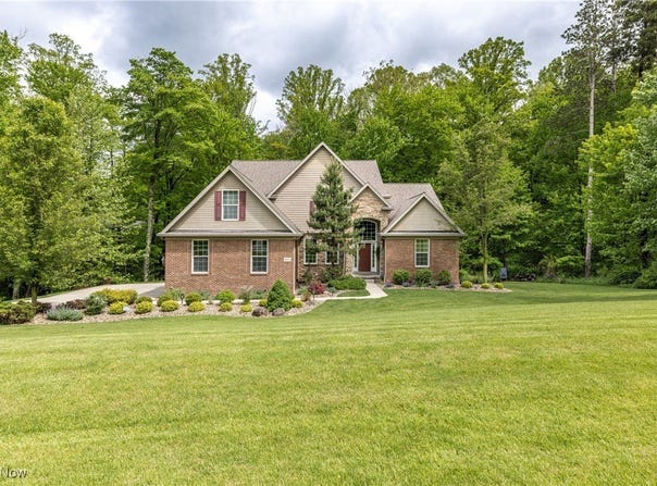 14129 Ryan Drive, Walton Hills, OH 44146
