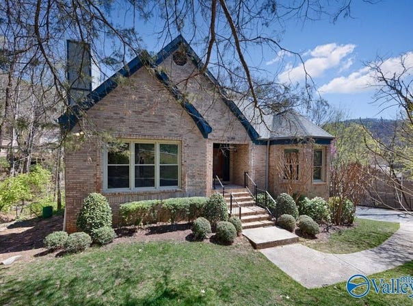 1695 Shady Cove Circle, Huntsville, AL 35802
