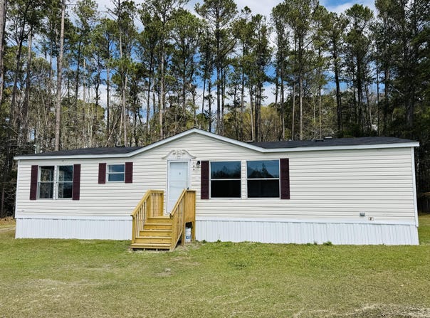109 King Circle, Varnville, SC 29944