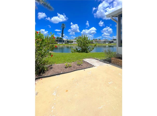 24300 Airport Rd, Punta Gorda, FL 33950