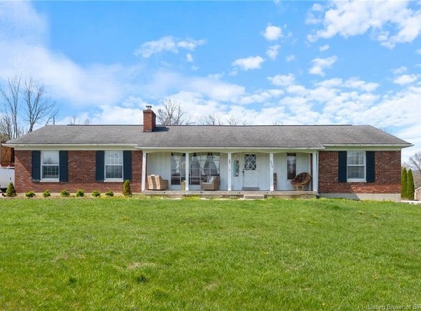 2949 Chapel Lane, New Albany, IN 47150