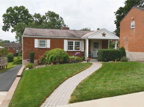 1344 Sylvandell Drive, Mt Lebanon, PA 15243