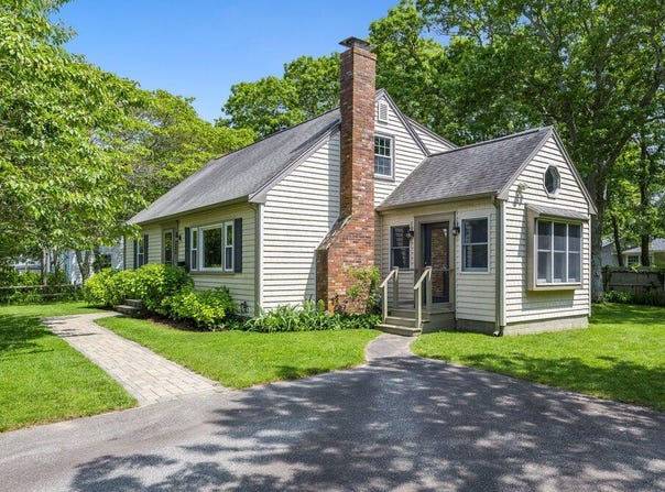 22 Emerson Road, East Falmouth, MA 02536