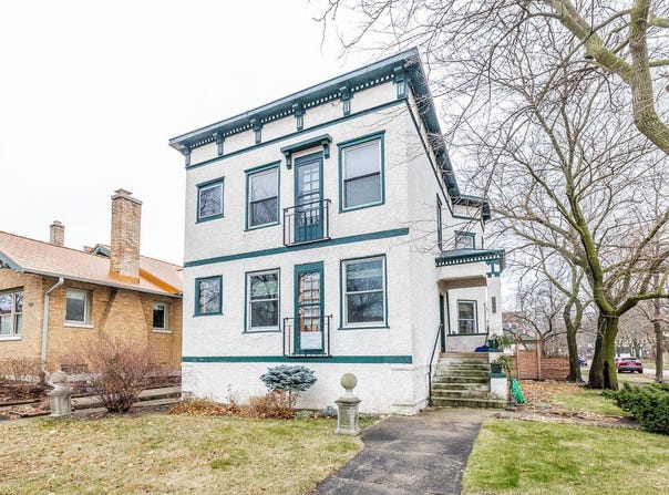 2175 W Touhy Avenue, Chicago, IL 60645