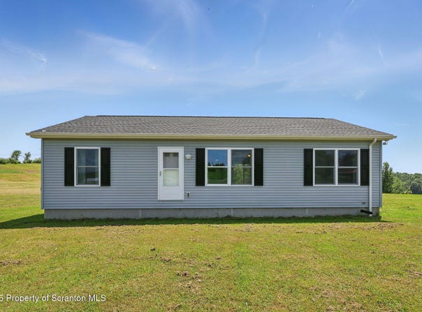 960 Lott Road, Meshoppen, PA 18630