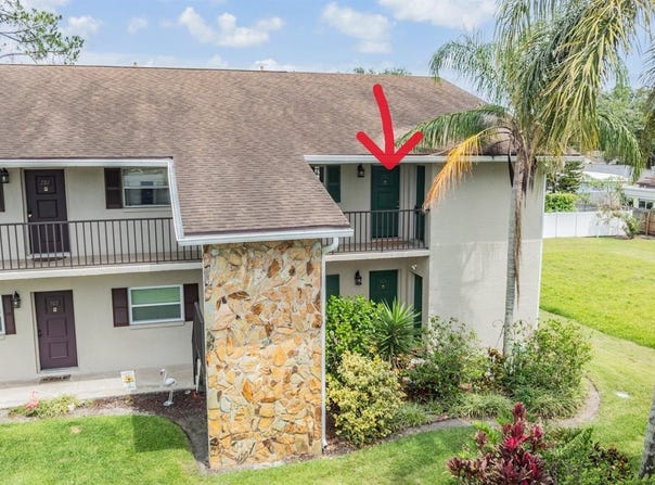 9851 113TH STREET, SEMINOLE, FL 33772