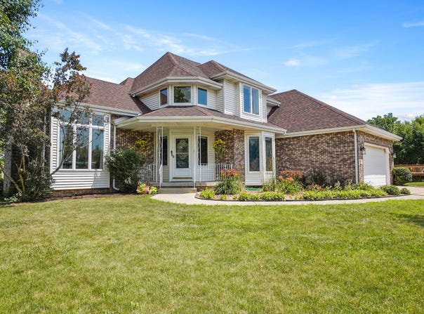 4906 Cardinal Court, Schererville, IN 46375