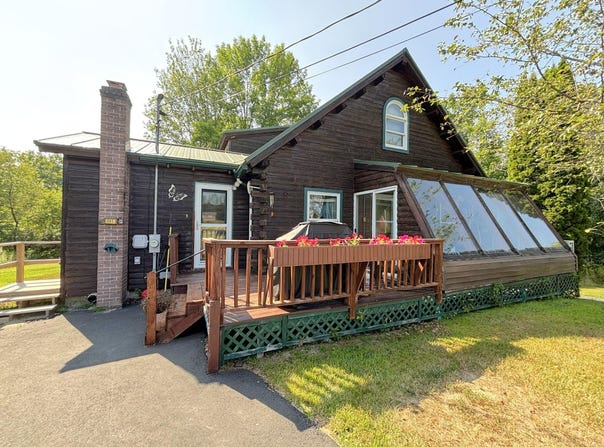 345 Middle Road, Sabattus, ME 04280