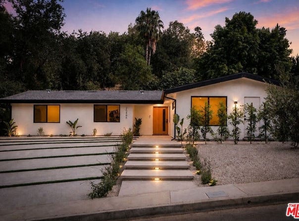 20466 Miranda St, Woodland Hills, CA 91367