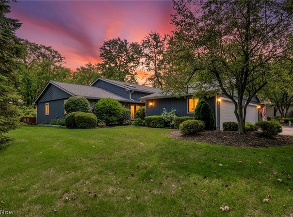 1442 Timberland Lane, Twinsburg, OH 44087
