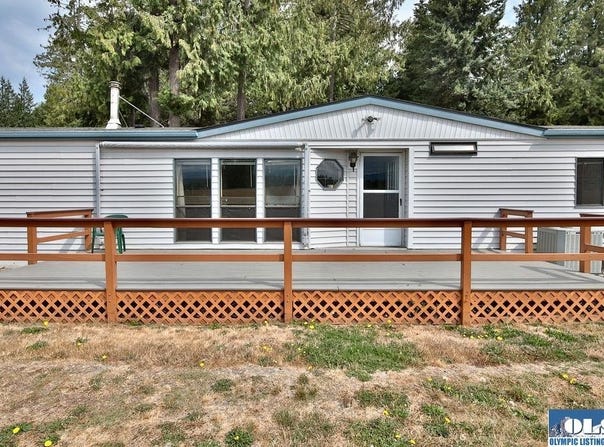 404 Monterra Dr, Port Angeles, WA 98362