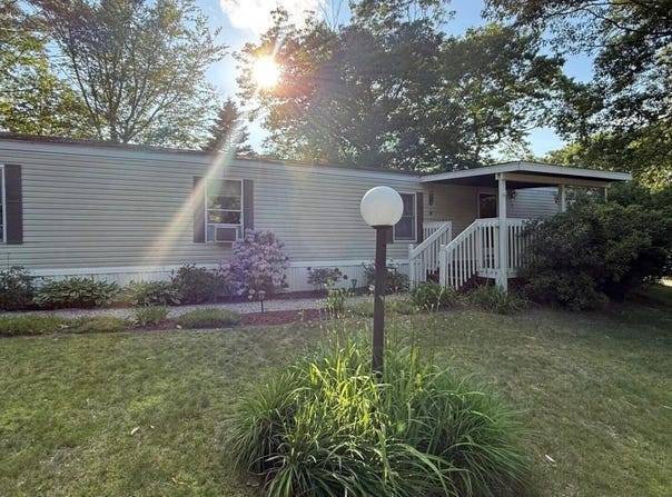 3 Sunset Lane, Turner, ME 04282