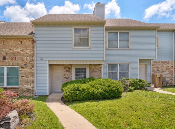 2700 S Ingram Mill Road, Springfield, MO 65804