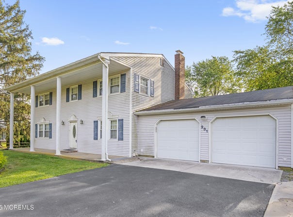 231 Sycamore Avenue, Freehold, NJ 07728