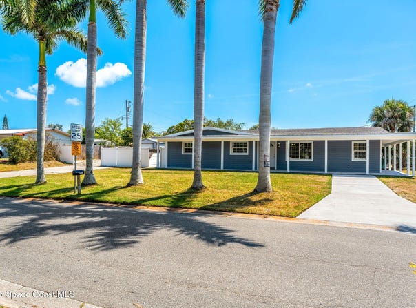 925 Bell Street, Melbourne, FL 32935