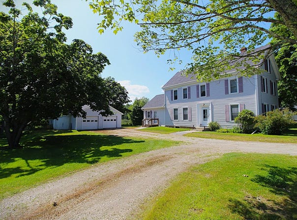 38 Mount Ephraim Road, Searsport, ME 04974