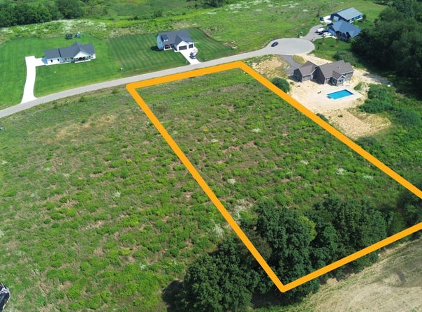 Calming Meadows Court Lot 3, Middleville, MI 49333
