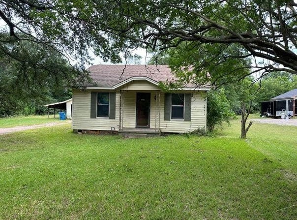 615 Millville Dr, Henderson, TX 75652