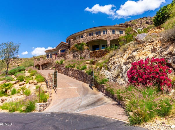 7929 N 55TH Street, Paradise Valley, AZ 85253