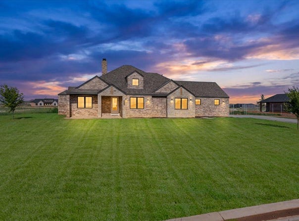 305 Maple Avenue, New Home, TX 79381