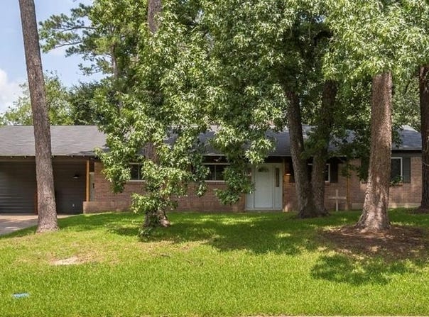 1305 Robinwood Drive, Lufkin, TX 75904