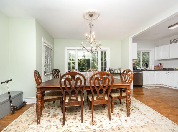 900 Beaman Street, Clinton, NC 28328