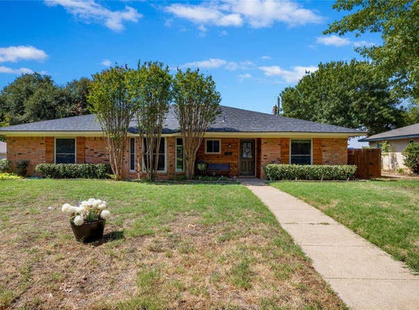2004 Ford Street, Arlington, TX 76013