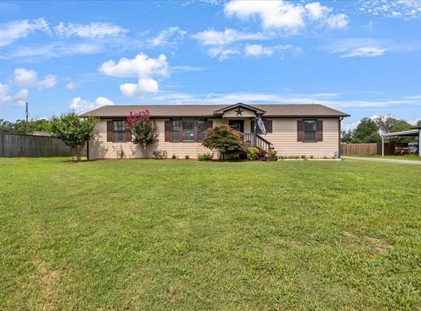 2672 Lansing Switch Road, Longview, TX 75602