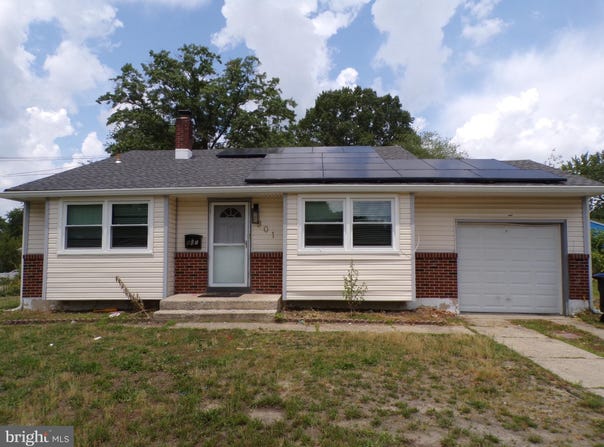 901 BENTLEY ROAD, LINDENWOLD, NJ 08021