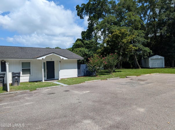 34b Savannah Highway, Beaufort, SC 29906