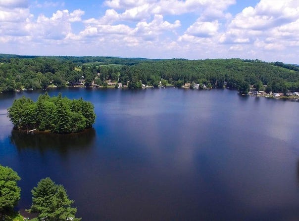 7 Cedar Road, Spencer, MA 01562