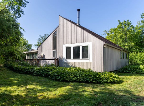 10 Yellow Green Road, Middletown, CT 06457