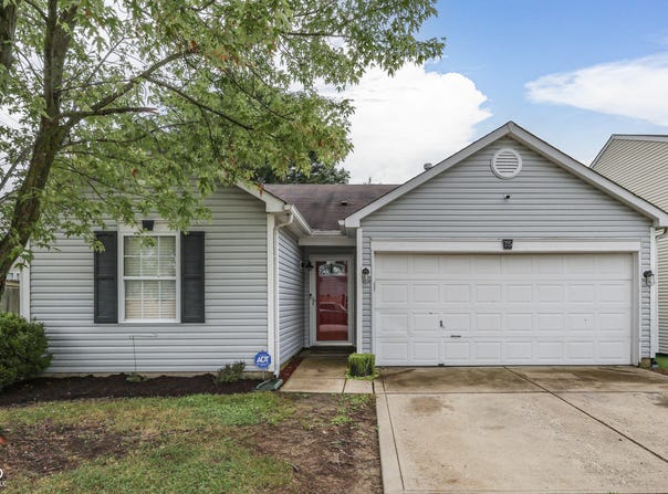 75 Declaration Drive, Greenwood, IN 46143