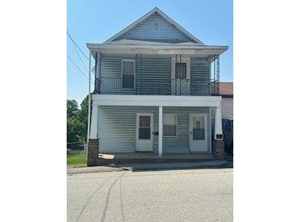 202 S Quarry Street, East Huntingdon, PA 15666