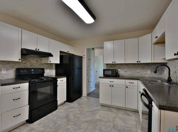 108 E Tierra Blanca, Clovis, NM 88101