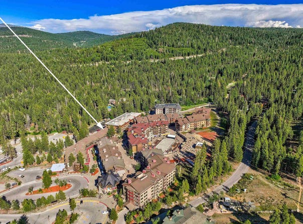 2000 North Village Drive 233, Truckee, CA 96161