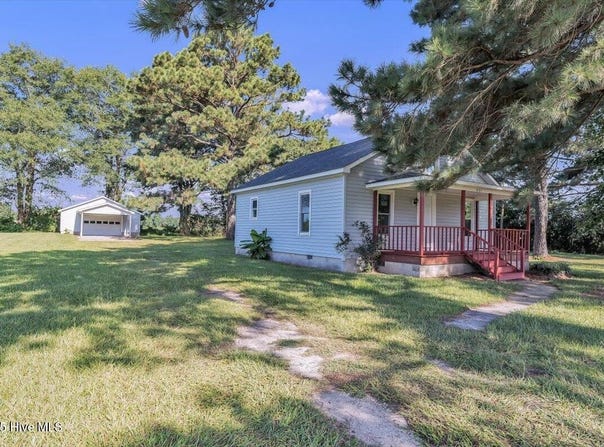 831 N Blizzardtown Road, Pink Hill, NC 28572