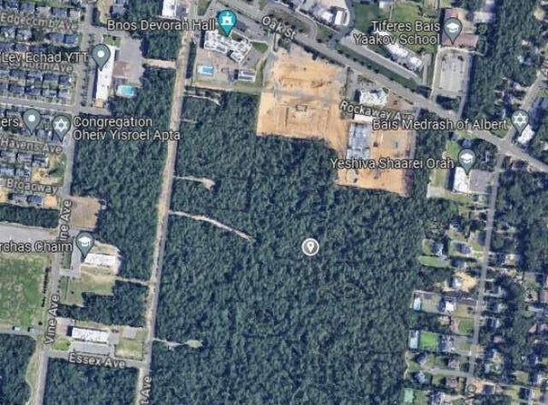 River Avenue, Lakewood, NJ 08701