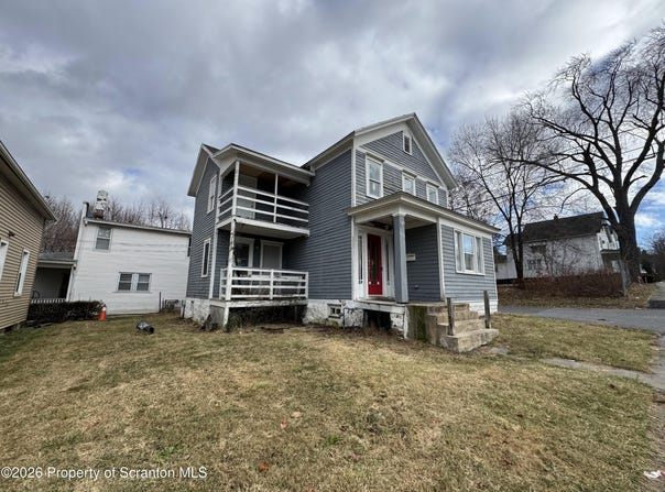 613 E Locust Street, Scranton, PA 18505