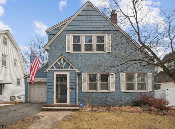 64 Rollinson St, West Orange Twp., NJ 07052-4628