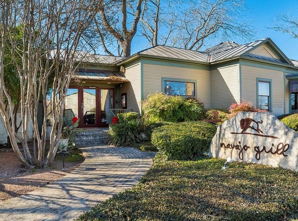 803 E Main St, Fredericksburg, TX 78624